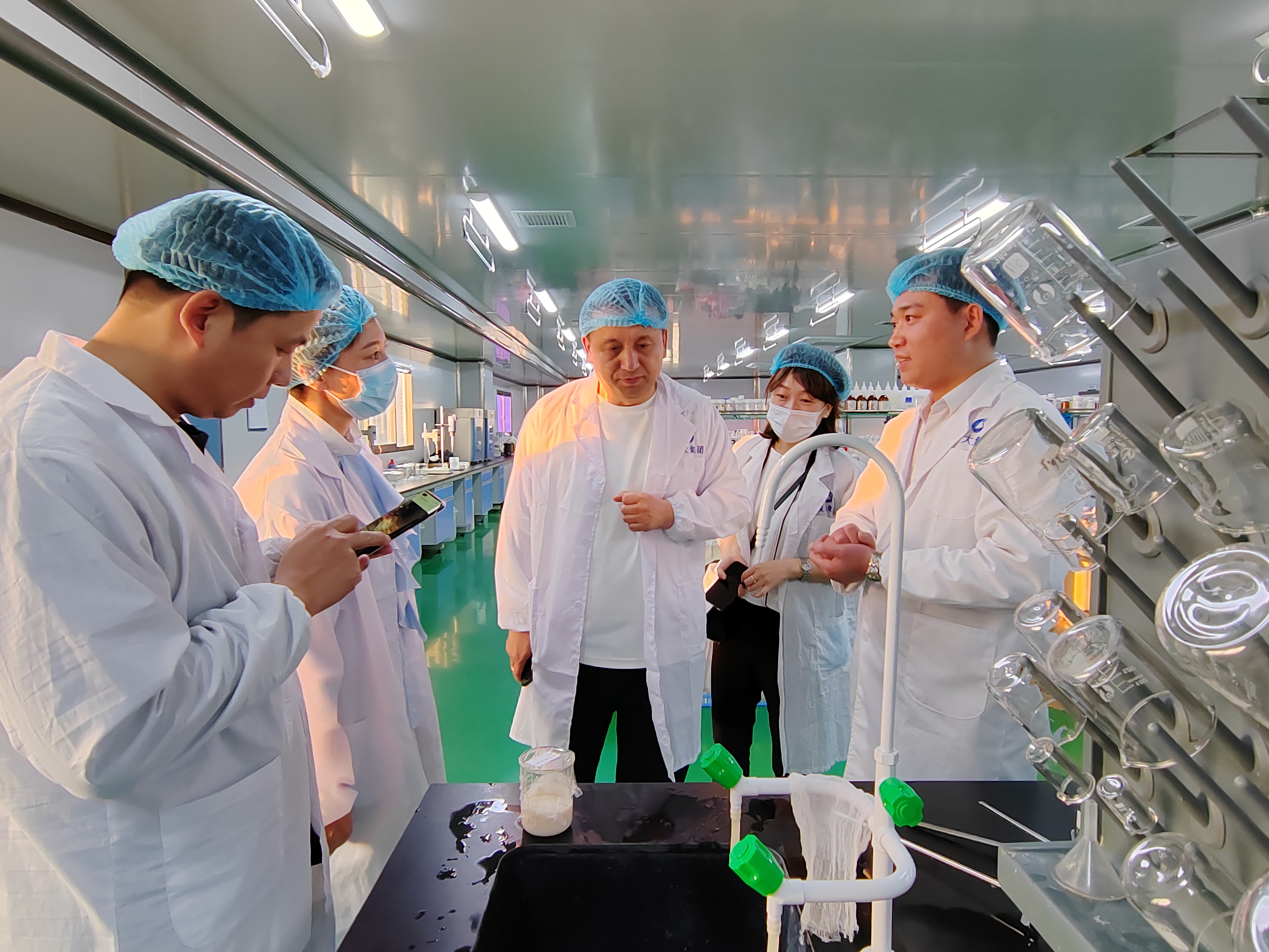 76net必赢官网集团、温泉集团、公服集团商务考察组赴广州调研