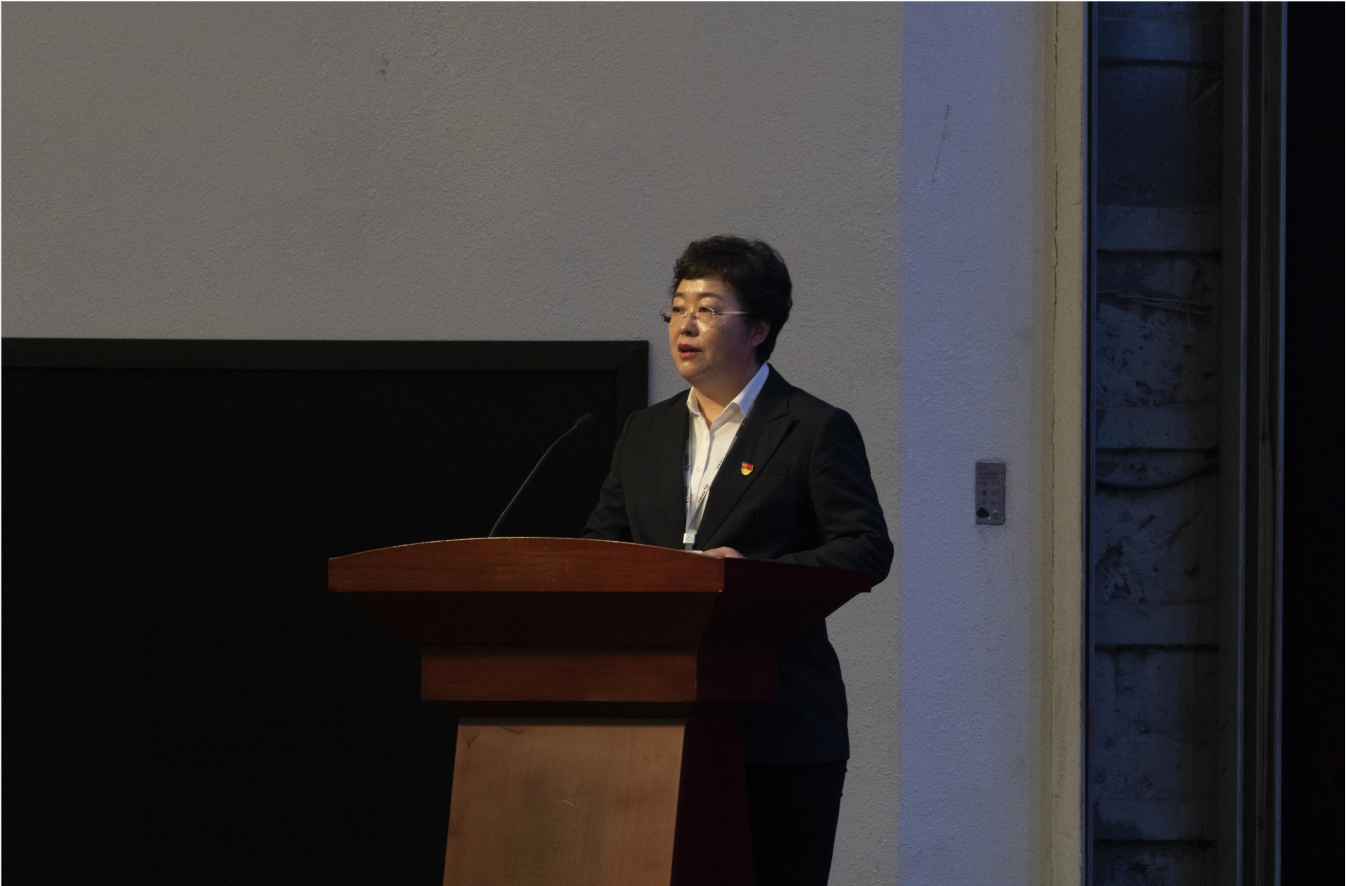 “襄盛举 聚合力 创佳绩”76net必赢官网集团、温泉集团、公服集团2022年表彰大会隆重举行